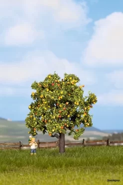 21560 Noch Apfelbaum Mit Früchten