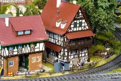 81610 Noch Fertiggelände Mittenwald -Boetiek Speelgoedwinkel Voor Treinen NO81610 2