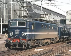 51366 Piko E-Lok/Sound Rh 1100 NS Blau III + PluX22 Dec.